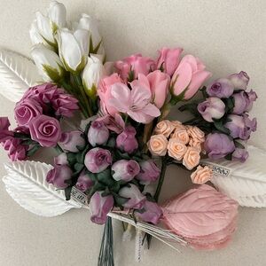 Vintage Millinery Flower & Leaves Bunches Crafting Lot - 129 pieces